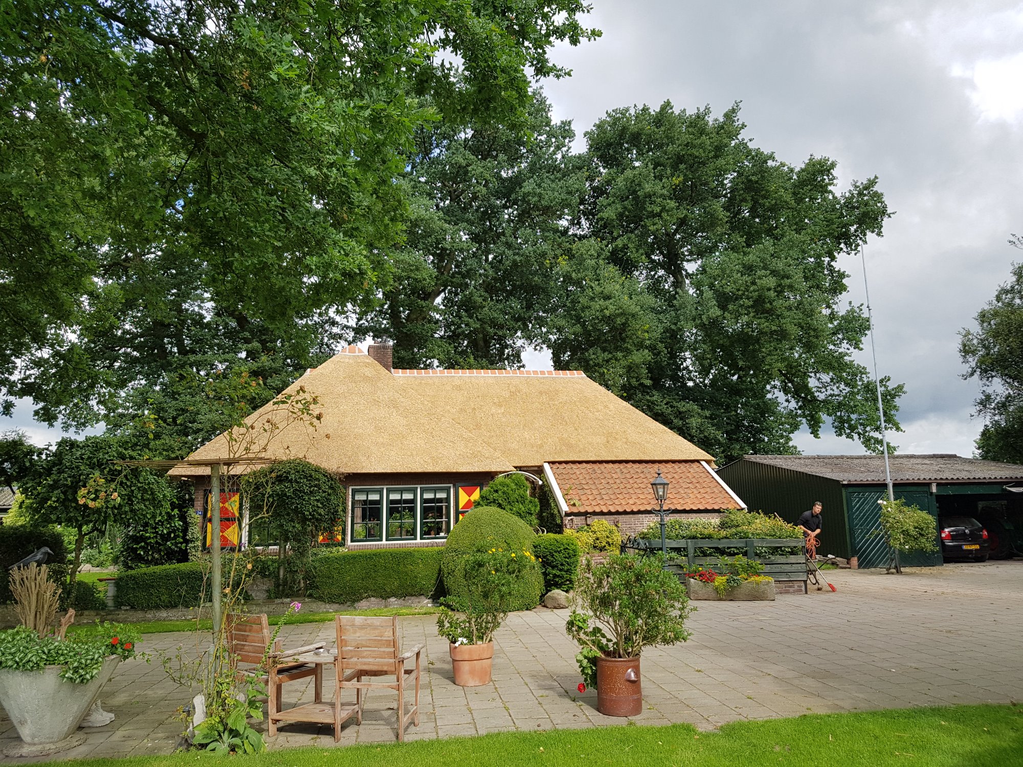 Boerderij met rietendak Holthone.